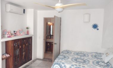 Preciosa Villa/Departamento en PB amueblado!