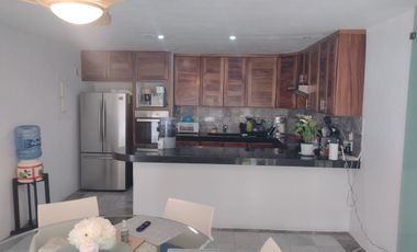 Preciosa Villa/Departamento en PB amueblado!
