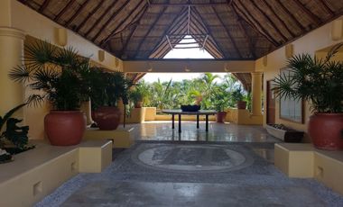 Preciosa Villa/Departamento en PB amueblado!