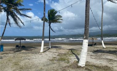 VENTA DE APARTAMENTO DE PLAYA EN COLON