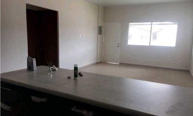 ALQUILO CASA EN ARRAIJAN LA HACIENDA CAOBO 3R