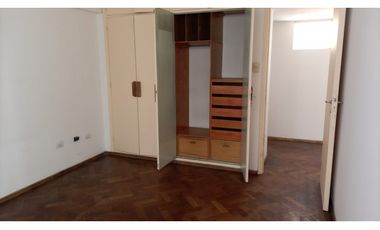 VENDE-AMPLIO DEPARTAMENTO- C/SAN MARTIN-CIUDAD-MENDOZA