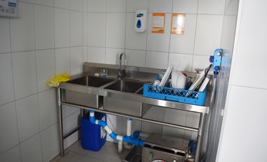 Arriendo local comercial habilitado en San miguel
