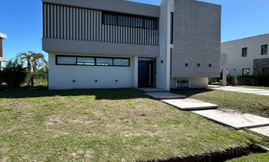 Casa en venta en Greenville Polo Resort