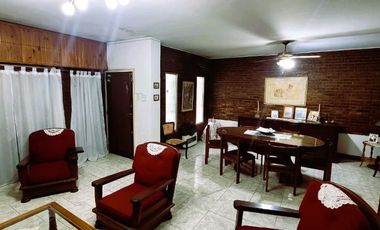 Chalet en venta en Lanus Oeste