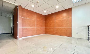 Oficina en Arriendo en Irarrázaval - Hamburgo