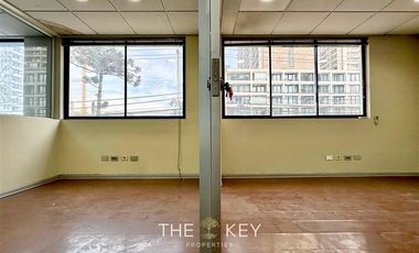 Oficina en Arriendo en Irarrázaval - Hamburgo