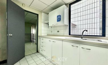 Oficina en Arriendo en Irarrázaval - Hamburgo