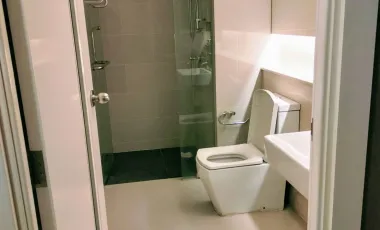 2 Bedroom Condo for sale at Kanyarat Lakeview Condominium
