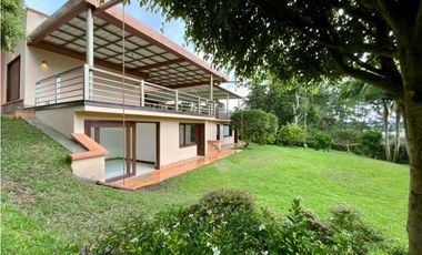 VENTA Casa Campestre Jacuzzi Parcelacion Llanogrande