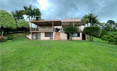 VENTA Casa Campestre Jacuzzi Parcelacion Llanogrande