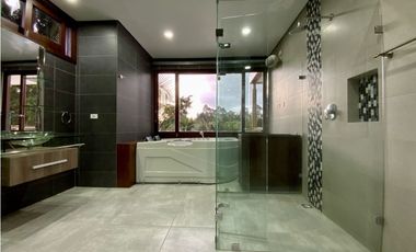 VENTA Casa Campestre Jacuzzi Parcelacion Llanogrande
