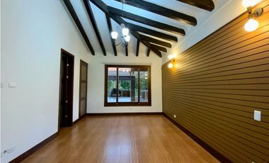 VENTA Casa Campestre Jacuzzi Parcelacion Llanogrande