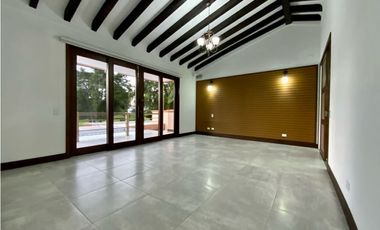VENTA Casa Campestre Jacuzzi Parcelacion Llanogrande