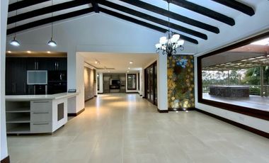VENTA Casa Campestre Jacuzzi Parcelacion Llanogrande