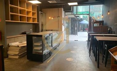 Amplio Local comercial en las Condes