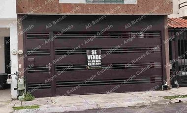 Casa en venta amueblada en villas de Anáhuac Escobedo