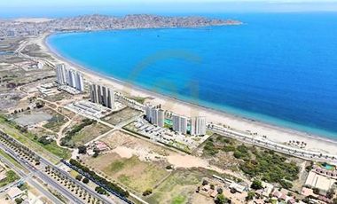 Se vende terreno frente al mar en Coquimbo