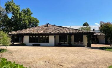 VENTA PARCELA CON CASA LINARES URBANA / RURAL