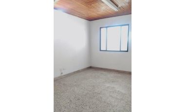 OFICINA EDIFICIO SANTA CRUZ