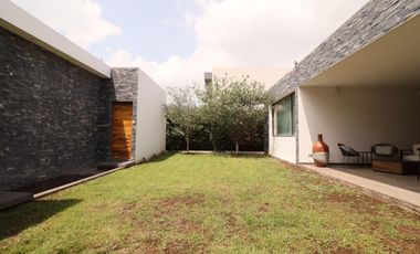 CASA EN VENTA EN MORELIA, CLUB DE GOLF TRES MARÍAS.