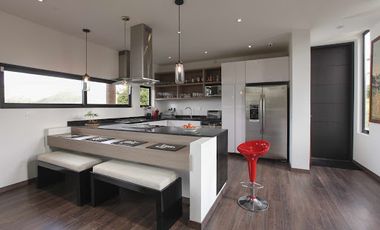VENTA de CASAS en LA CALERA