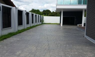 3 Bedroom House for sale in Chomphu, Chiang Mai