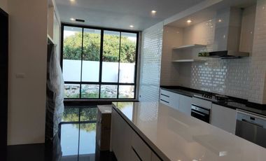 3 Bedroom House for sale in Chomphu, Chiang Mai