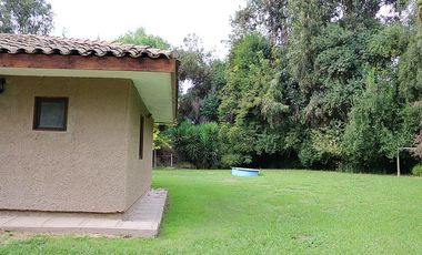 SE ARRIENDA HERMOSA PARCELA UBICADA EN CALERA DE TANGO.