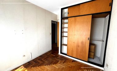 Departamento en Venta 4 ambientes, Quilmes centro-Con cochera. Apto Crédito!!!