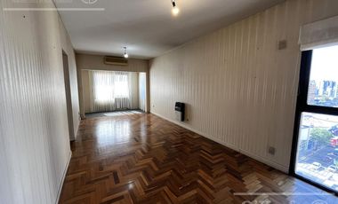 Departamento en Venta 4 ambientes, Quilmes centro-Con cochera. Apto Crédito!!!