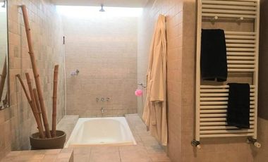 Casa (uso comercial) en venta, Cerro de las  Rosas. En pleno Tejeda, Zona norte