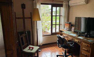 Casa sobre Golf de muy buena calidad en excelente ubicación 3 Dormitorios