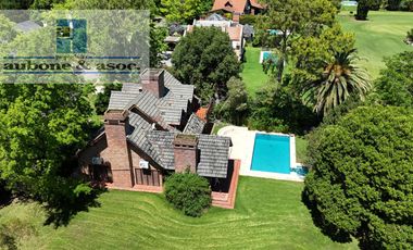 Casa sobre Golf de muy buena calidad en excelente ubicación 3 Dormitorios