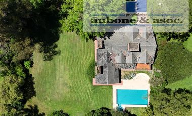 Casa sobre Golf de muy buena calidad en excelente ubicación 3 Dormitorios