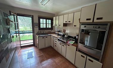 Casa sobre Golf de muy buena calidad en excelente ubicación 3 Dormitorios
