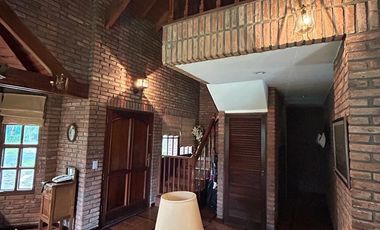 Casa sobre Golf de muy buena calidad en excelente ubicación 3 Dormitorios