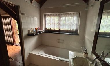 Casa sobre Golf de muy buena calidad en excelente ubicación 3 Dormitorios