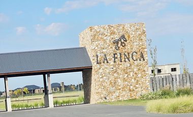 VENTA TERRENO La Finca Funes Amenities