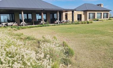 VENTA TERRENO La Finca Funes Amenities