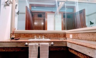 Casa en venta  de 4 dormitorios, Cerro de Las Rosas, Zona Norte, Córdoba.