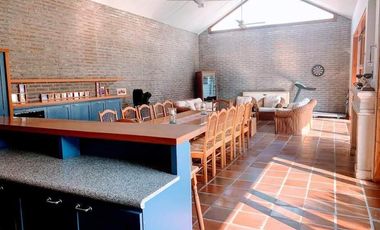 Casa en venta  de 4 dormitorios, Cerro de Las Rosas, Zona Norte, Córdoba.