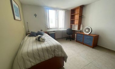CASA AMUEBLADA EN RENTA EN CUMBRES DEL LAGO JURIQUILLA