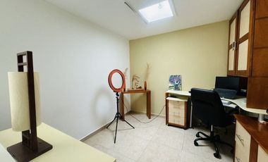 CASA AMUEBLADA EN RENTA EN CUMBRES DEL LAGO JURIQUILLA