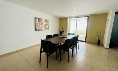CASA AMUEBLADA EN RENTA EN CUMBRES DEL LAGO JURIQUILLA
