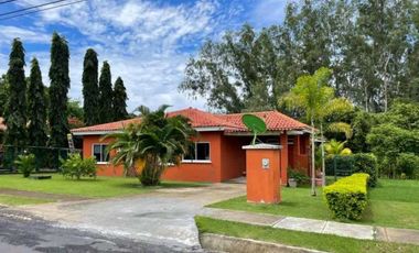 VENTA DE CASA EN CHAME PLAYA CARACOL, HERMOSA Y ACOGEDORA