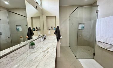 Venta de casa en Santa Maria, The Grove