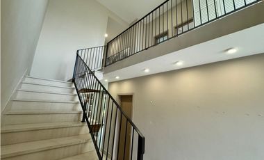 Venta de casa en Santa Maria, The Grove