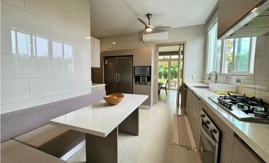 Venta de casa en Santa Maria, The Grove