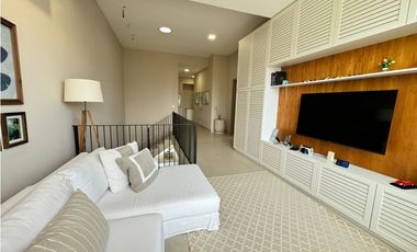 Venta de casa en Santa Maria, The Grove